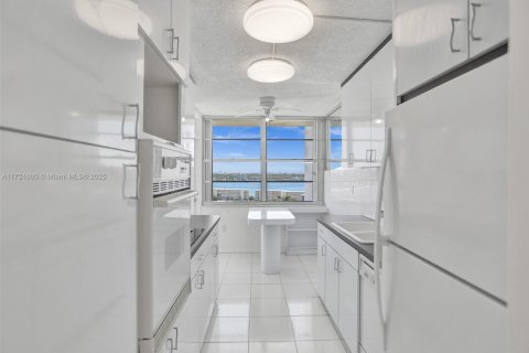 Купить кондоминиум в Авентура, Флорида 2 спальни, 145.39м2, № 1984953 - фото 8