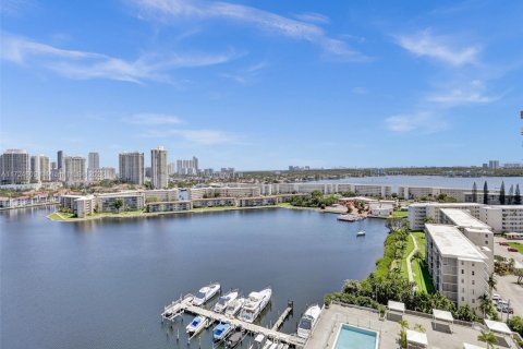 Купить кондоминиум в Авентура, Флорида 2 спальни, 145.39м2, № 1984953 - фото 15