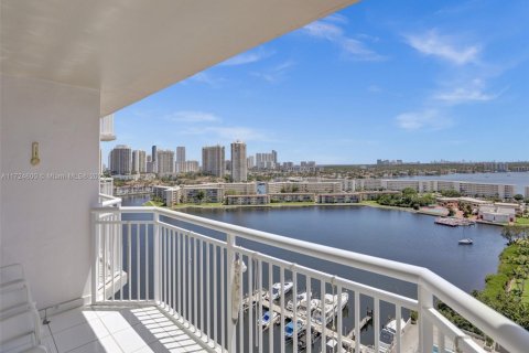 Купить кондоминиум в Авентура, Флорида 2 спальни, 145.39м2, № 1984953 - фото 13