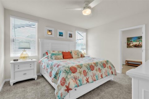 House in Nokomis, Florida 3 bedrooms, 158.31 sq.m. № 2312422 - photo 18