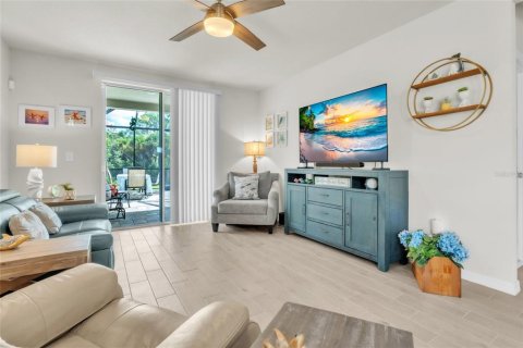 House in Nokomis, Florida 3 bedrooms, 158.31 sq.m. № 2312422 - photo 16