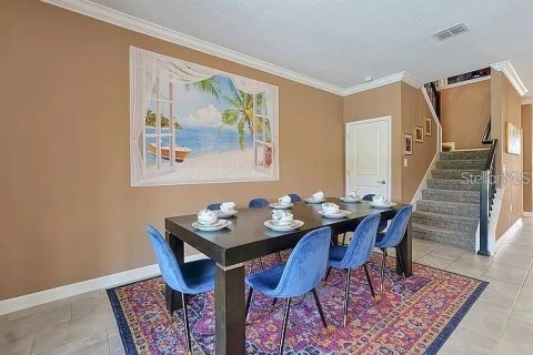 Casa en alquiler en Kissimmee, Florida, 8 dormitorios, 398.46 m2 № 2426016 - foto 4