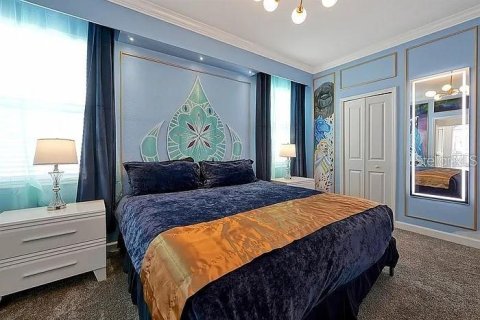 Casa en alquiler en Kissimmee, Florida, 8 dormitorios, 398.46 m2 № 2426016 - foto 8