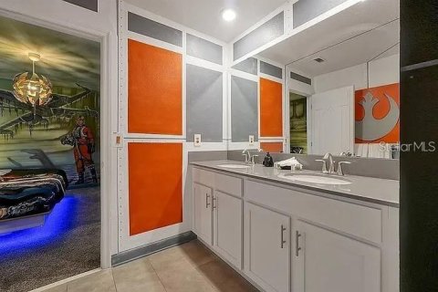 Casa en alquiler en Kissimmee, Florida, 8 dormitorios, 398.46 m2 № 2426016 - foto 22
