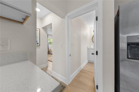 Villa ou maison à vendre à Apopka, Floride: 2 chambres, 74.04 m2 № 2430555 - photo 12