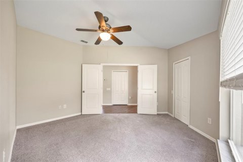 House in Wesley Chapel, Florida 3 bedrooms, 164.81 sq.m. № 1793010 - photo 13