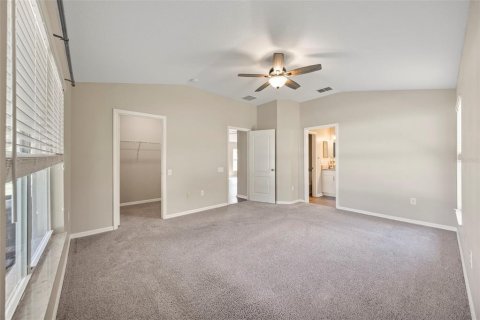 House in Wesley Chapel, Florida 3 bedrooms, 164.81 sq.m. № 1793010 - photo 26
