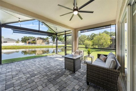 House in Wesley Chapel, Florida 3 bedrooms, 164.81 sq.m. № 1793010 - photo 30