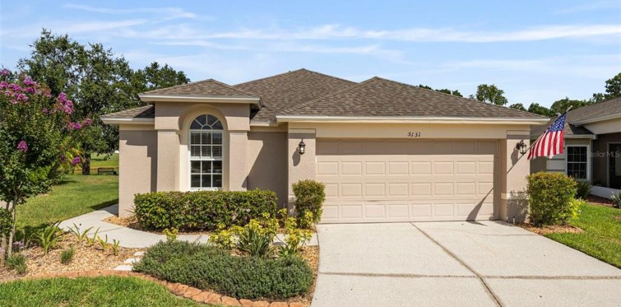 House in Wesley Chapel, Florida 3 bedrooms, 164.81 sq.m. № 1793010