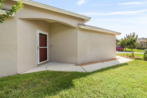 House in Wesley Chapel, Florida 3 bedrooms, 164.81 sq.m. № 1793010 - photo 4