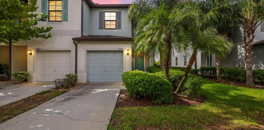 Touwnhouse à Tampa, Floride 2 chambres, 143.81 m2 № 2322922