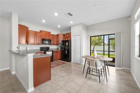 Touwnhouse à vendre à Tampa, Floride: 2 chambres, 143.81 m2 № 2322922 - photo 14
