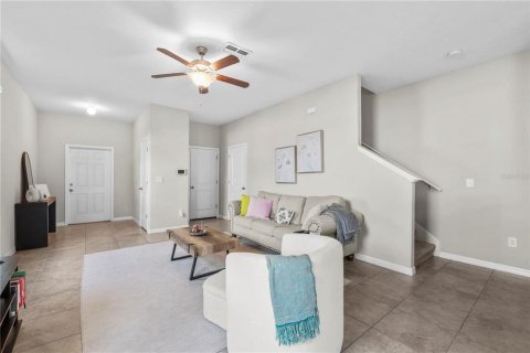 Touwnhouse à vendre à Tampa, Floride: 2 chambres, 143.81 m2 № 2322922 - photo 12