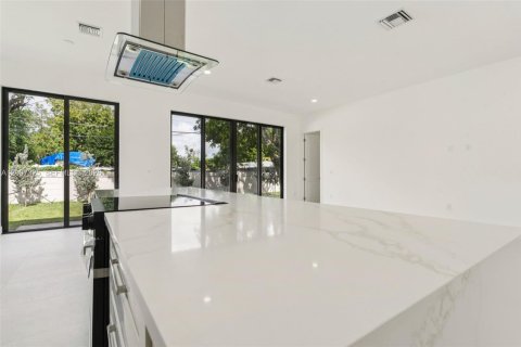 Villa ou maison à vendre à Fort Lauderdale, Floride: 3 chambres № 2071758 - photo 16