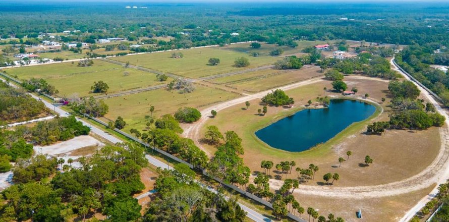 Land in Venice, Florida № 1849934