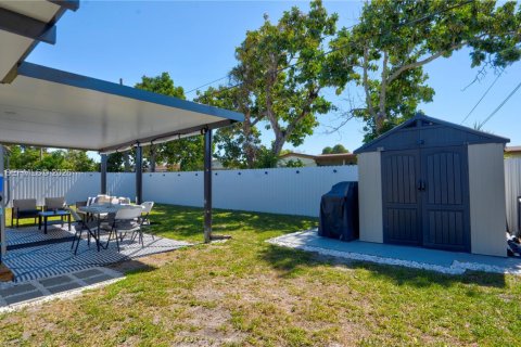 Casa en venta en Miramar, Florida, 3 dormitorios, 104.98 m2 № 2030298 - foto 24