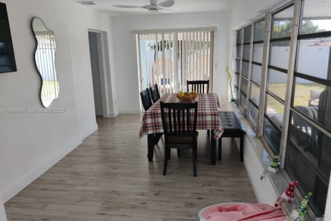 Casa en venta en Miramar, Florida, 3 dormitorios, 104.98 m2 № 2030298 - foto 9