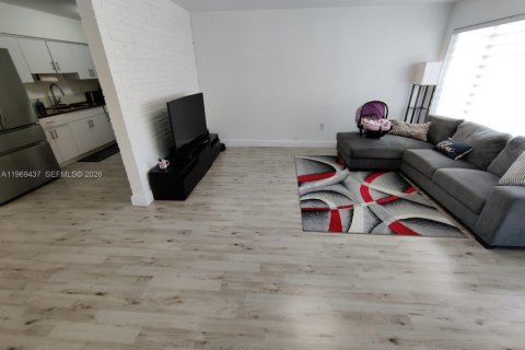 Casa en venta en Miramar, Florida, 3 dormitorios, 104.98 m2 № 2030298 - foto 12