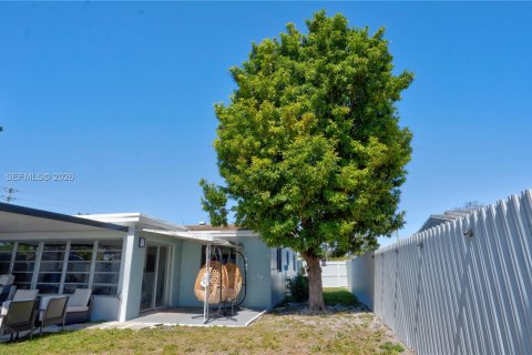 Casa en venta en Miramar, Florida, 3 dormitorios, 104.98 m2 № 2030298 - foto 21