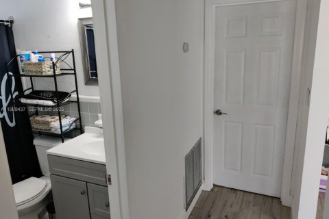 Casa en venta en Miramar, Florida, 3 dormitorios, 104.98 m2 № 2030298 - foto 16