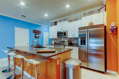 Adosado en venta en Land O' Lakes, Florida, 3 dormitorios, 148.74 m2 № 1916417 - foto 9
