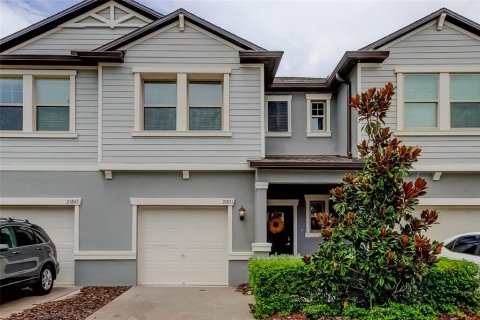 Adosado en venta en Land O' Lakes, Florida, 3 dormitorios, 148.74 m2 № 1916417 - foto 1