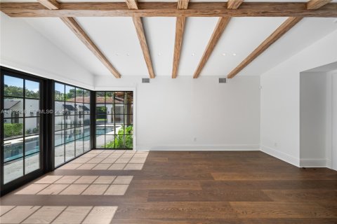 Casa en venta en Coral Gables, Florida, 5 dormitorios № 1984239 - foto 18