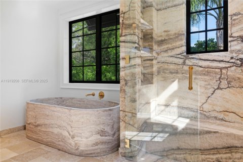 Casa en venta en Coral Gables, Florida, 5 dormitorios № 1984239 - foto 22