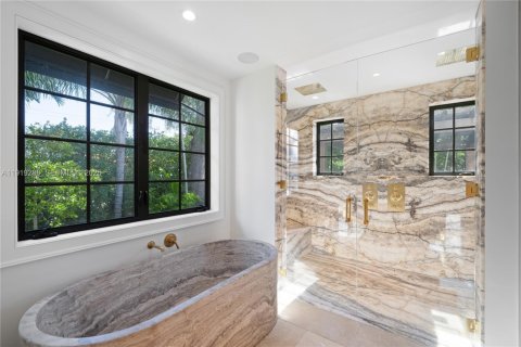 Casa en venta en Coral Gables, Florida, 5 dormitorios № 1984239 - foto 20