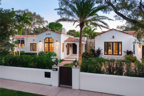 Casa en venta en Coral Gables, Florida, 5 dormitorios № 1984239 - foto 2