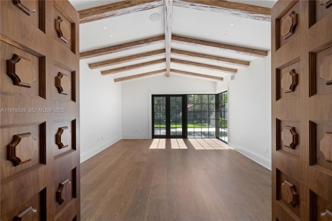 Casa en venta en Coral Gables, Florida, 5 dormitorios № 1984239 - foto 17