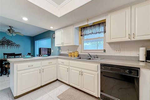 Casa en venta en Largo, Florida, 2 dormitorios, 111.95 m2 № 1802288 - foto 16