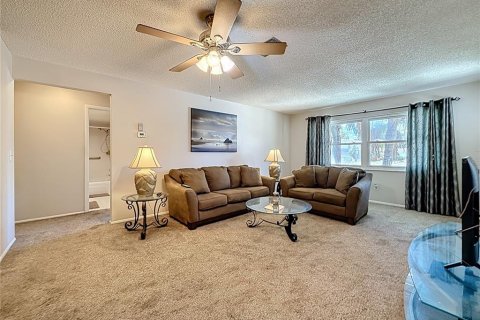 Casa en venta en Largo, Florida, 2 dormitorios, 111.95 m2 № 1802288 - foto 4