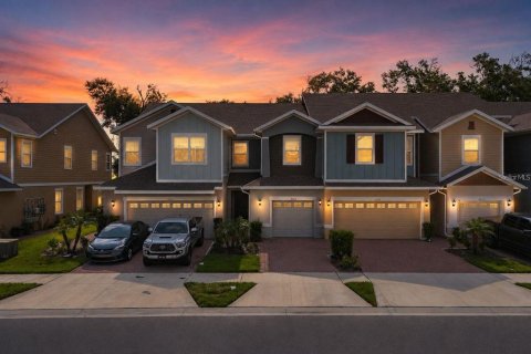 Touwnhouse à Wesley Chapel, Floride 3 chambres, 146.23 m2 № 2323092