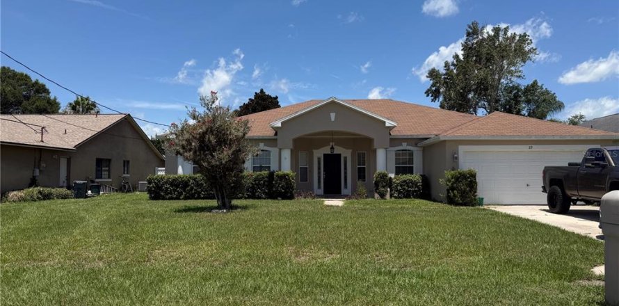 House in Palm Coast, Florida 4 bedrooms, 209.96 sq.m. № 2224499