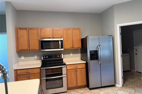 House in Palm Coast, Florida 4 bedrooms, 209.96 sq.m. № 2224499 - photo 8
