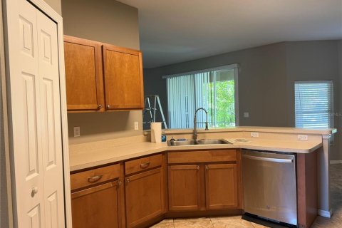 House in Palm Coast, Florida 4 bedrooms, 209.96 sq.m. № 2224499 - photo 6