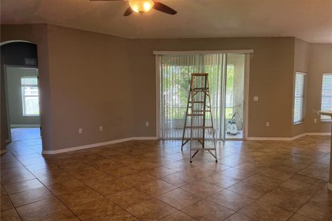 House in Palm Coast, Florida 4 bedrooms, 209.96 sq.m. № 2224499 - photo 10