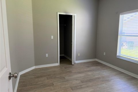 House in Palm Coast, Florida 4 bedrooms, 209.96 sq.m. № 2224499 - photo 19