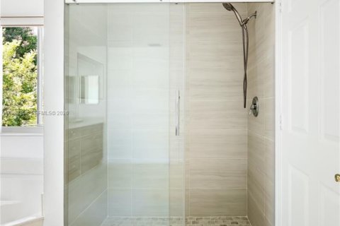 Купить виллу или дом в Лейк-Уорт, Флорида 4 спальни, 225.1м2, № 2051842 - фото 20