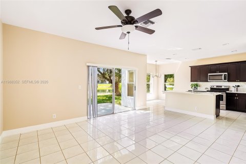 Купить виллу или дом в Лейк-Уорт, Флорида 4 спальни, 225.1м2, № 2051842 - фото 12