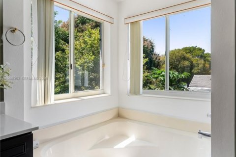 Купить виллу или дом в Лейк-Уорт, Флорида 4 спальни, 225.1м2, № 2051842 - фото 19