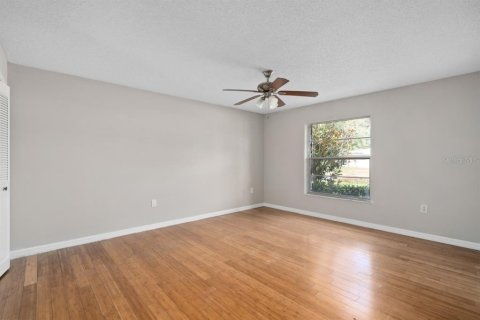 House in Orlando, Florida 3 bedrooms, 155.24 sq.m. № 1827158 - photo 24