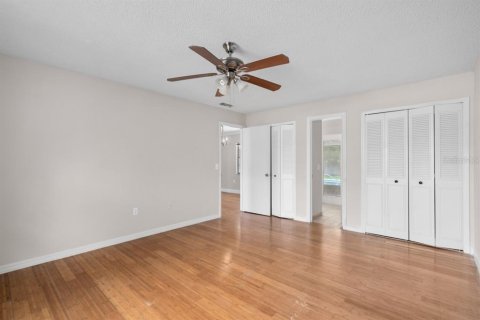 House in Orlando, Florida 3 bedrooms, 155.24 sq.m. № 1827158 - photo 19