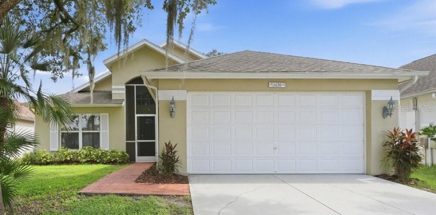 Villa ou maison à Wesley Chapel, Floride 4 chambres, 157 m2 № 2413562