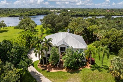 Casa en venta en Alva, Florida, 3 dormitorios, 369.66 m2 № 1839063 - foto 1