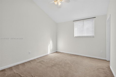 Touwnhouse à louer à Margate, Floride: 2 chambres, 110.55 m2 № 2044644 - photo 19