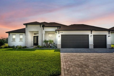 House in Lakeland, Florida 4 bedrooms, 243.5 sq.m. № 2319037