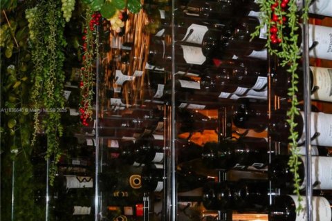 Купить коммерческую недвижимость в Майами-Шорс, Флорида № 1961501 - фото 6
