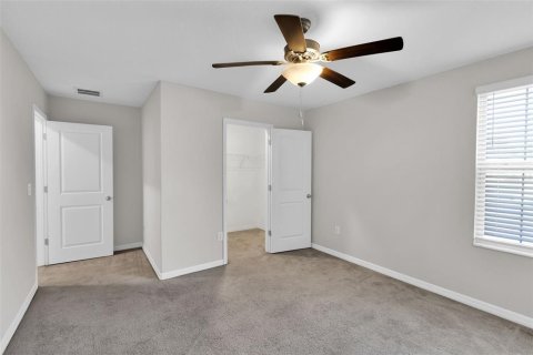 House in Apollo Beach, Florida 5 bedrooms, 224.36 sq.m. № 2104283 - photo 30